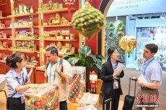 第139届广交会二期开幕 新设时尚饰品等4个专区